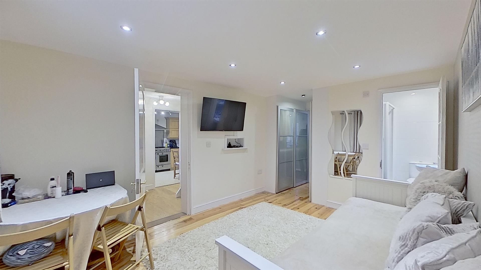 Hainault Avenue, Giffard Park, Milton Keynes